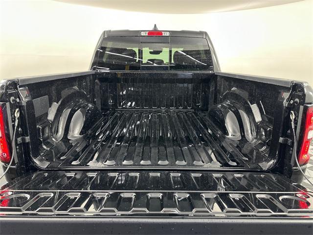 new 2025 Ram 1500 car, priced at $47,531