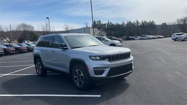 new 2022 Jeep Grand Cherokee 4xe car, priced at $49,990