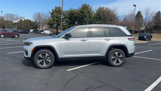 new 2022 Jeep Grand Cherokee 4xe car, priced at $49,990