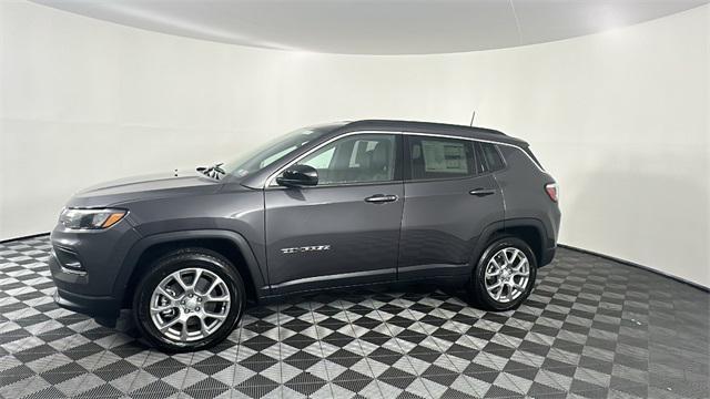 new 2024 Jeep Compass car, priced at $26,494