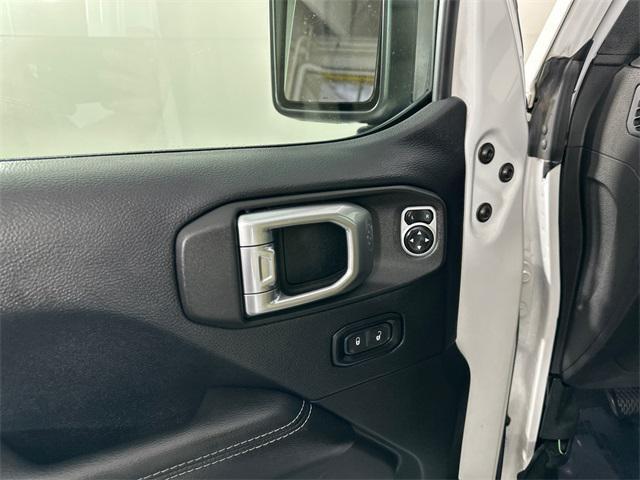 used 2018 Jeep Wrangler Unlimited car, priced at $21,995