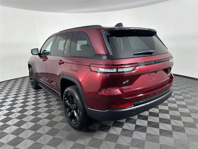 new 2025 Jeep Grand Cherokee car, priced at $43,878
