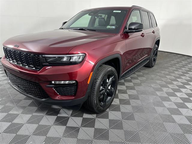 new 2025 Jeep Grand Cherokee car, priced at $43,878