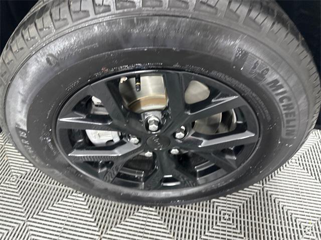 used 2024 Jeep Grand Cherokee L car, priced at $32,995