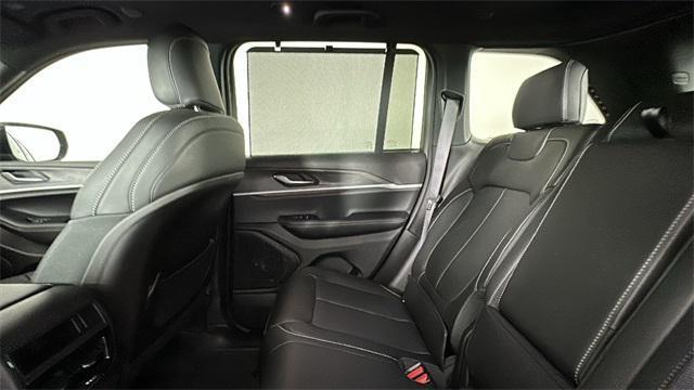 new 2025 Jeep Grand Cherokee car, priced at $46,121