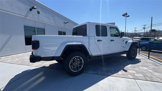 new 2023 Jeep Gladiator car, priced at $56,165