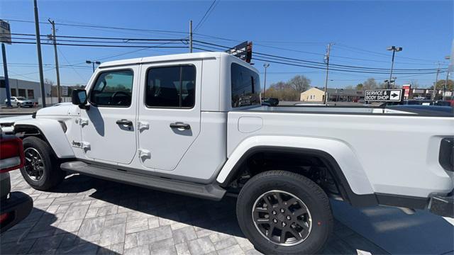 new 2023 Jeep Gladiator car, priced at $56,165