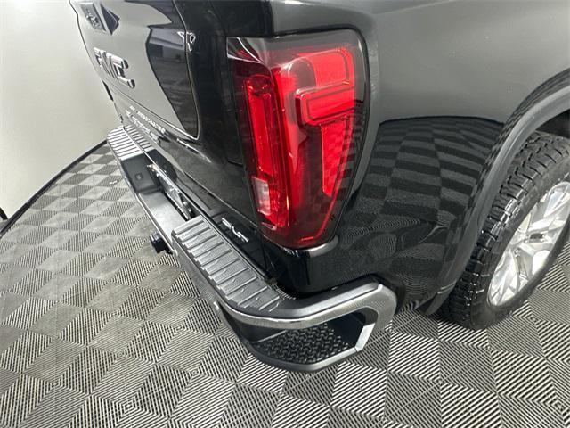 used 2022 GMC Sierra 1500 Limited car, priced at $39,000