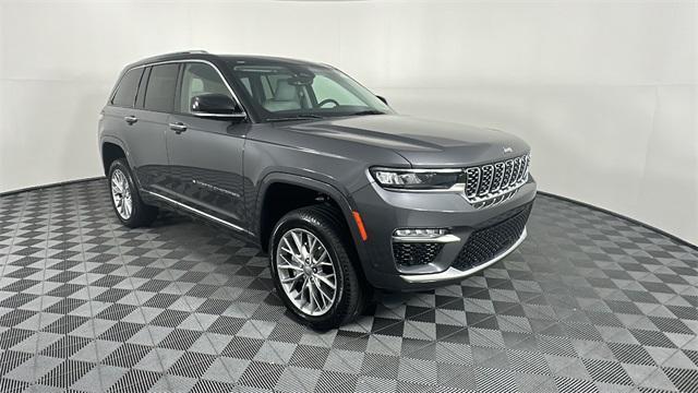 used 2022 Jeep Grand Cherokee car, priced at $50,590