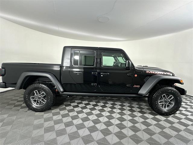 new 2025 Jeep Gladiator car, priced at $56,500