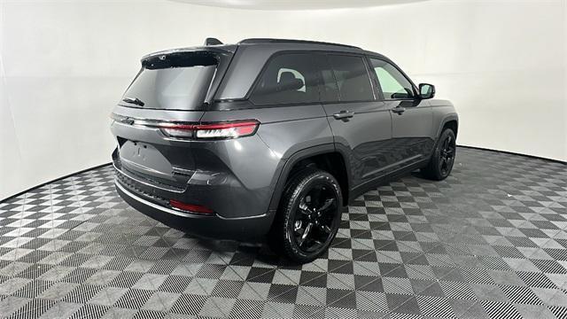 new 2025 Jeep Grand Cherokee car, priced at $53,793