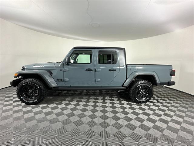 new 2025 Jeep Gladiator car, priced at $47,488