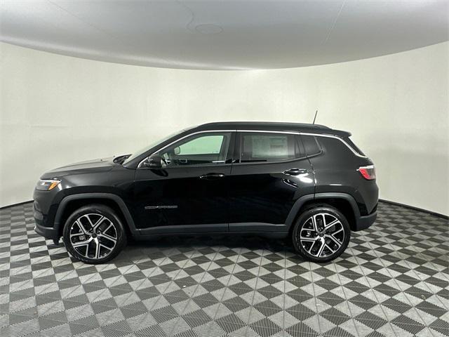 new 2025 Jeep Compass car, priced at $33,085