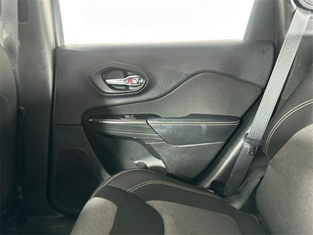 used 2015 Jeep Cherokee car, priced at $12,998