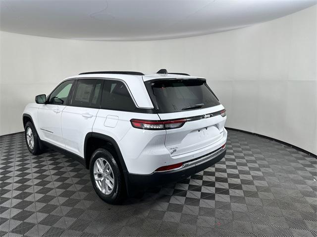 new 2025 Jeep Grand Cherokee car, priced at $37,807