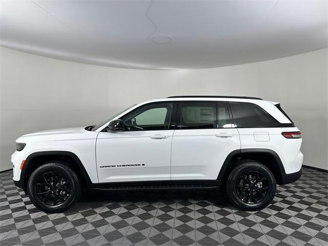 new 2025 Jeep Grand Cherokee car, priced at $42,058