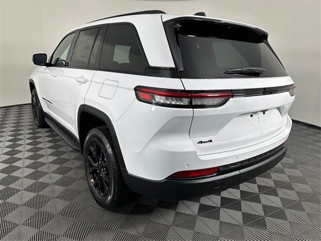 new 2025 Jeep Grand Cherokee car, priced at $42,058