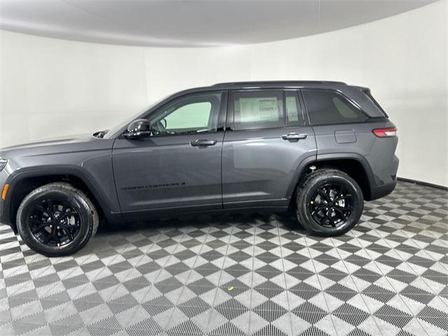 new 2025 Jeep Grand Cherokee car, priced at $43,498