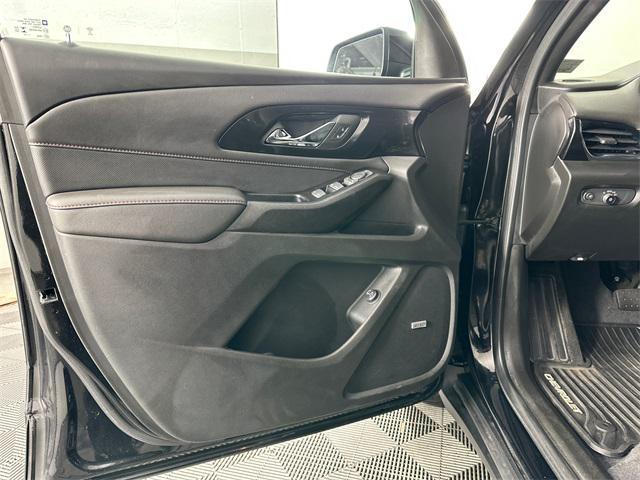 used 2023 Chevrolet Traverse car, priced at $35,995