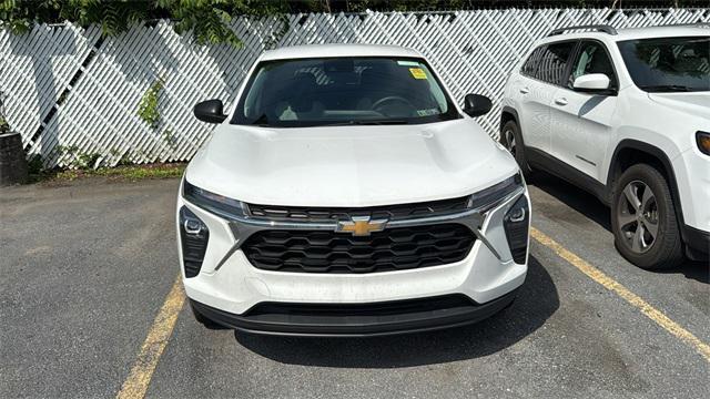 used 2024 Chevrolet Trax car, priced at $22,998
