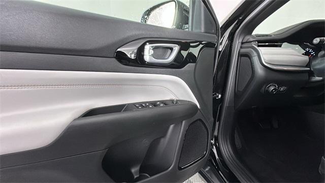 new 2026 Jeep Compass car, priced at $33,482