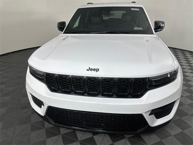 new 2025 Jeep Grand Cherokee car, priced at $46,435