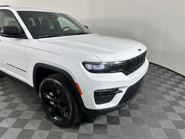 new 2025 Jeep Grand Cherokee car, priced at $46,435