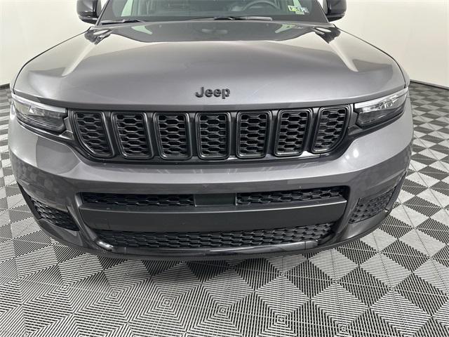 used 2024 Jeep Grand Cherokee L car, priced at $39,995