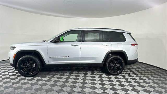 new 2024 Jeep Grand Cherokee L car, priced at $47,599