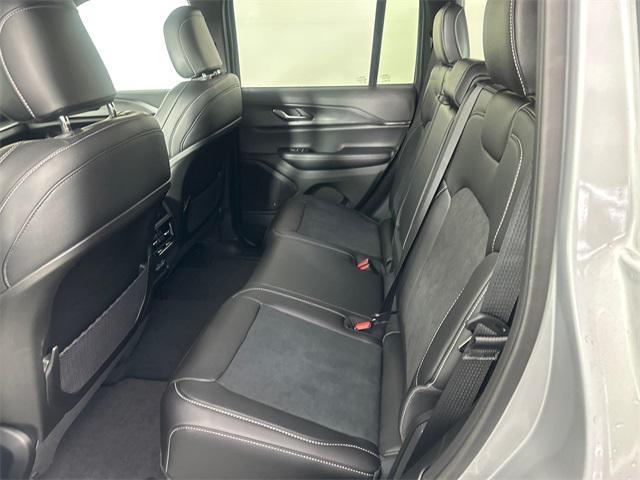 new 2025 Jeep Grand Cherokee car, priced at $47,525