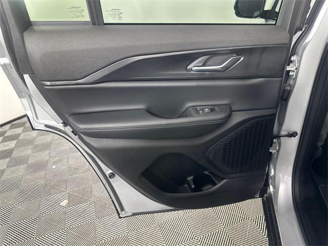 new 2025 Jeep Grand Cherokee car, priced at $47,525