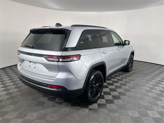 new 2025 Jeep Grand Cherokee car, priced at $47,525