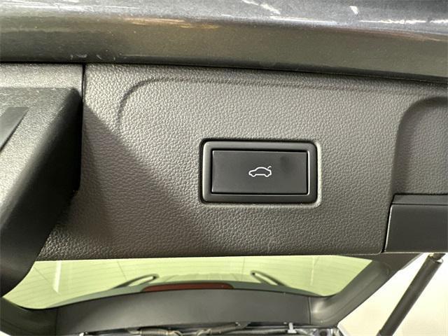 used 2021 Volkswagen Atlas car, priced at $20,995