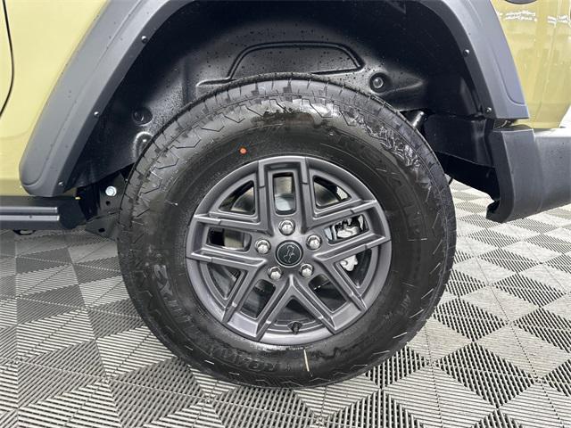 new 2025 Jeep Wrangler car, priced at $42,785