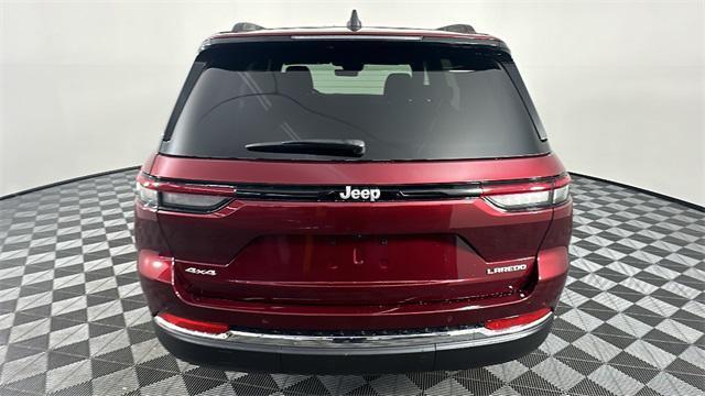 new 2025 Jeep Grand Cherokee car, priced at $40,464