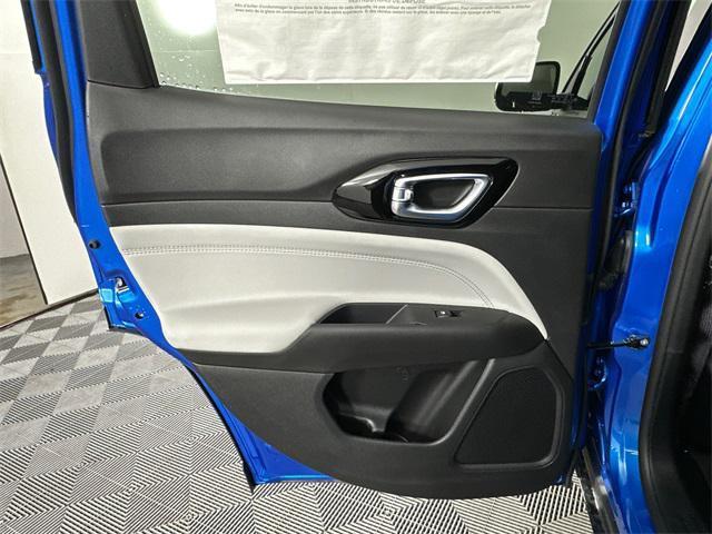 new 2025 Jeep Compass car, priced at $33,085