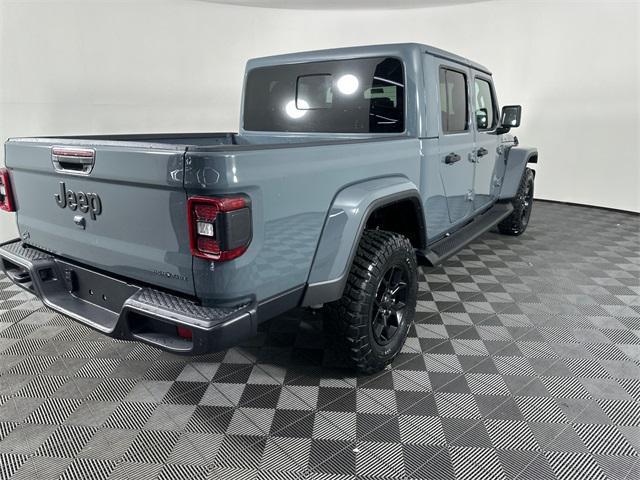 new 2025 Jeep Gladiator car, priced at $46,752