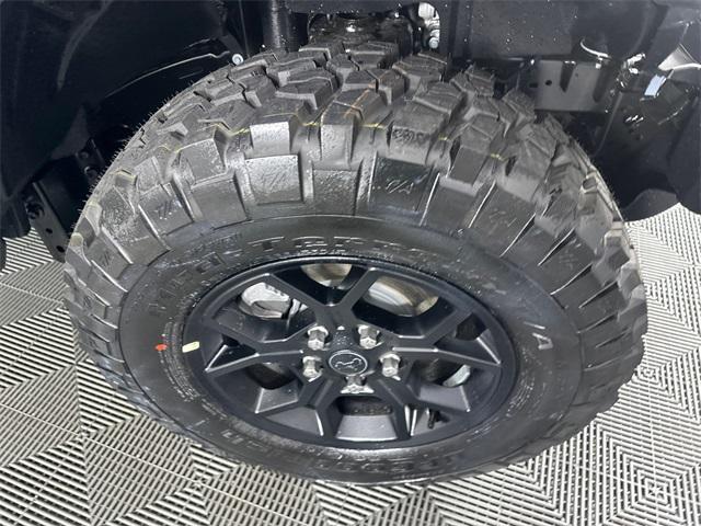 new 2025 Jeep Gladiator car, priced at $46,752