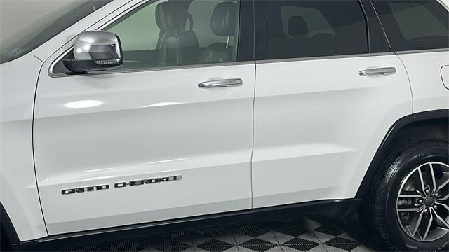 used 2020 Jeep Grand Cherokee car, priced at $27,990