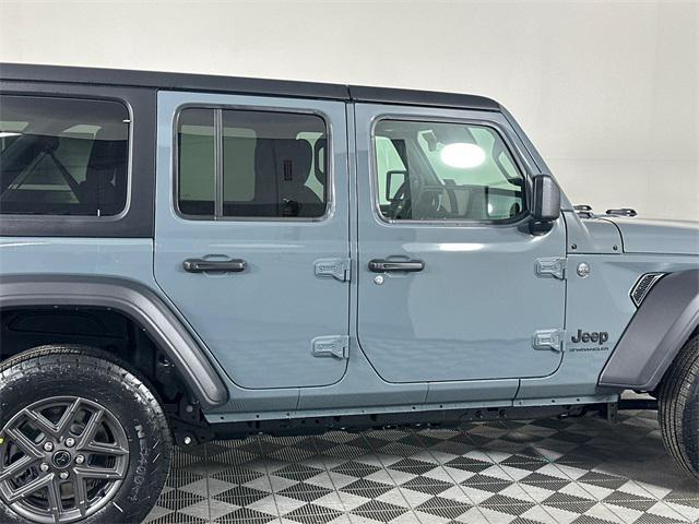 new 2025 Jeep Wrangler car, priced at $44,075