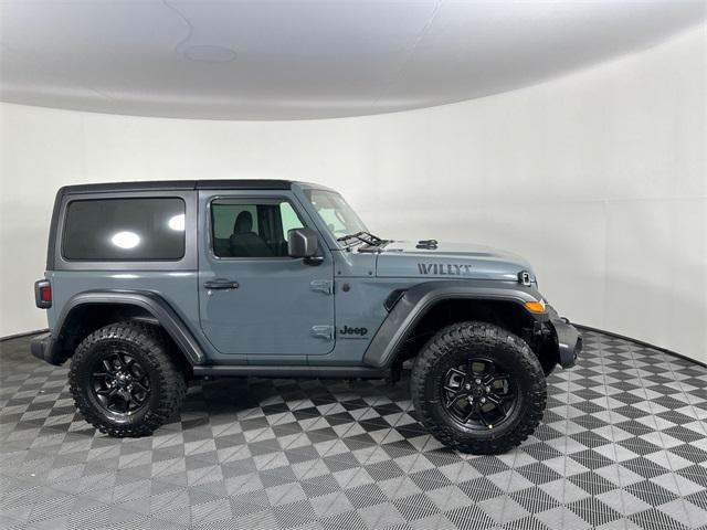 new 2025 Jeep Wrangler car, priced at $42,686