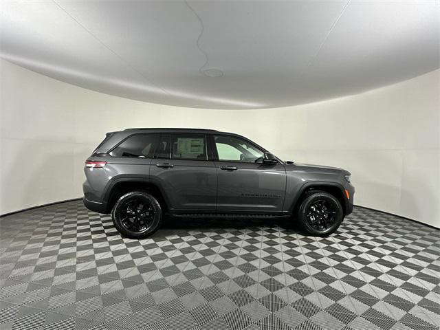 new 2025 Jeep Grand Cherokee car, priced at $41,888