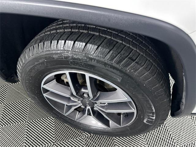 used 2019 Jeep Grand Cherokee car, priced at $19,632