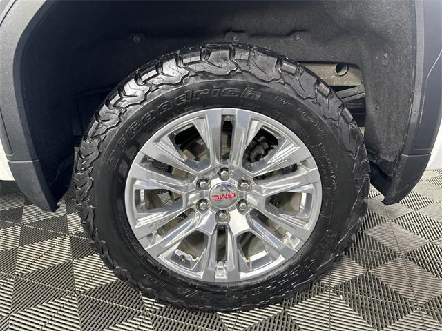 used 2023 GMC Sierra 1500 car, priced at $44,890