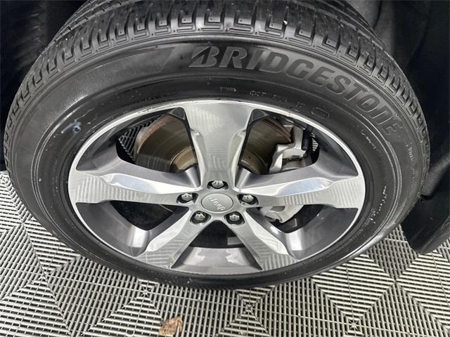 used 2022 Jeep Grand Cherokee L car, priced at $33,998