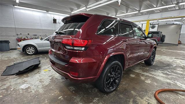 used 2017 Jeep Grand Cherokee car, priced at $9,999