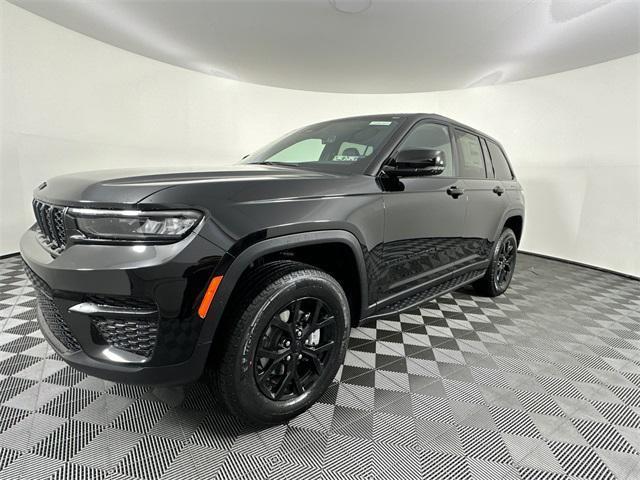 new 2025 Jeep Grand Cherokee car, priced at $42,454