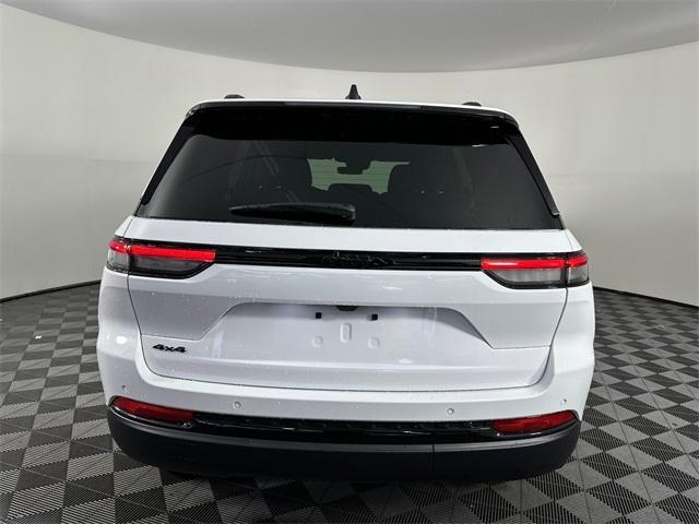 new 2025 Jeep Grand Cherokee car, priced at $47,435