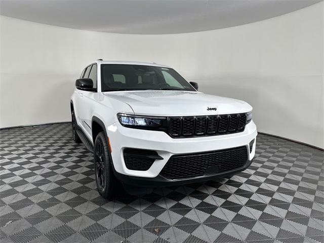new 2025 Jeep Grand Cherokee car, priced at $47,435