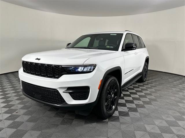 new 2025 Jeep Grand Cherokee car, priced at $47,435